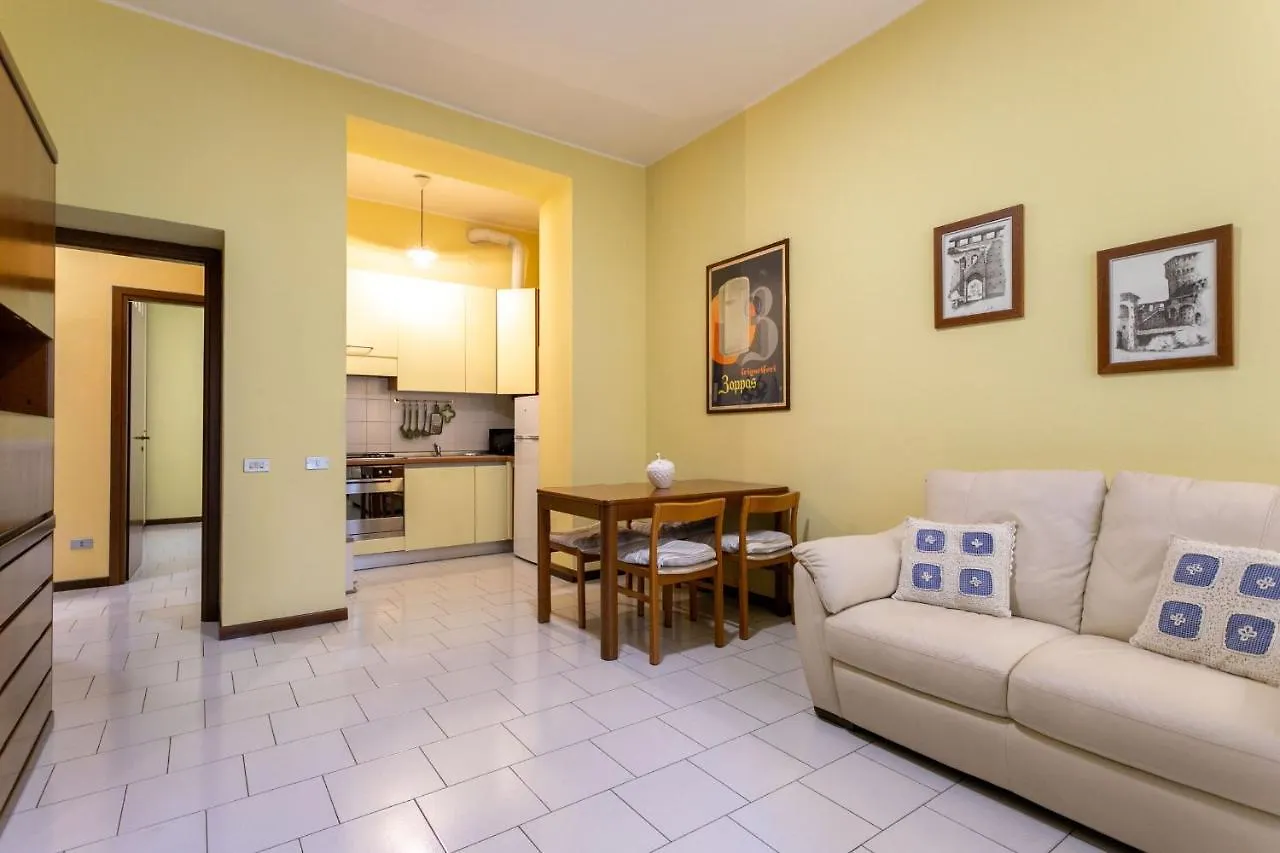 Apartament Paolo Mantegazza By Halldis Mediolan