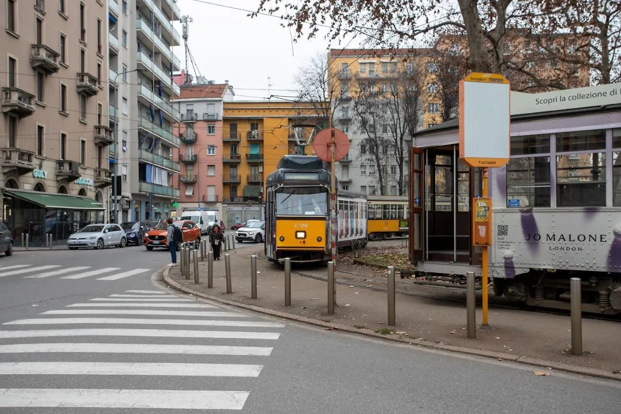 Paolo Mantegazza By Halldis Mediolan Apartament